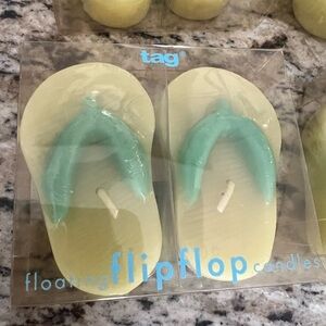 12 Tag Floating Flip Flop Candles - Yellow and Teal